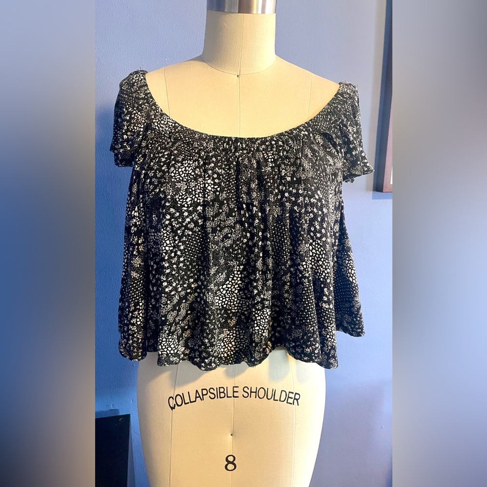 Vintage Havana Black and White Patterned Blouse